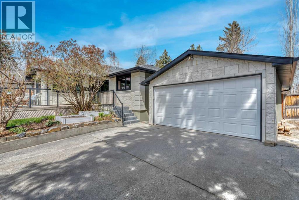48 Waterloo Drive SW, Calgary, Alberta  T3C 3E8 - Photo 2 - A2307051