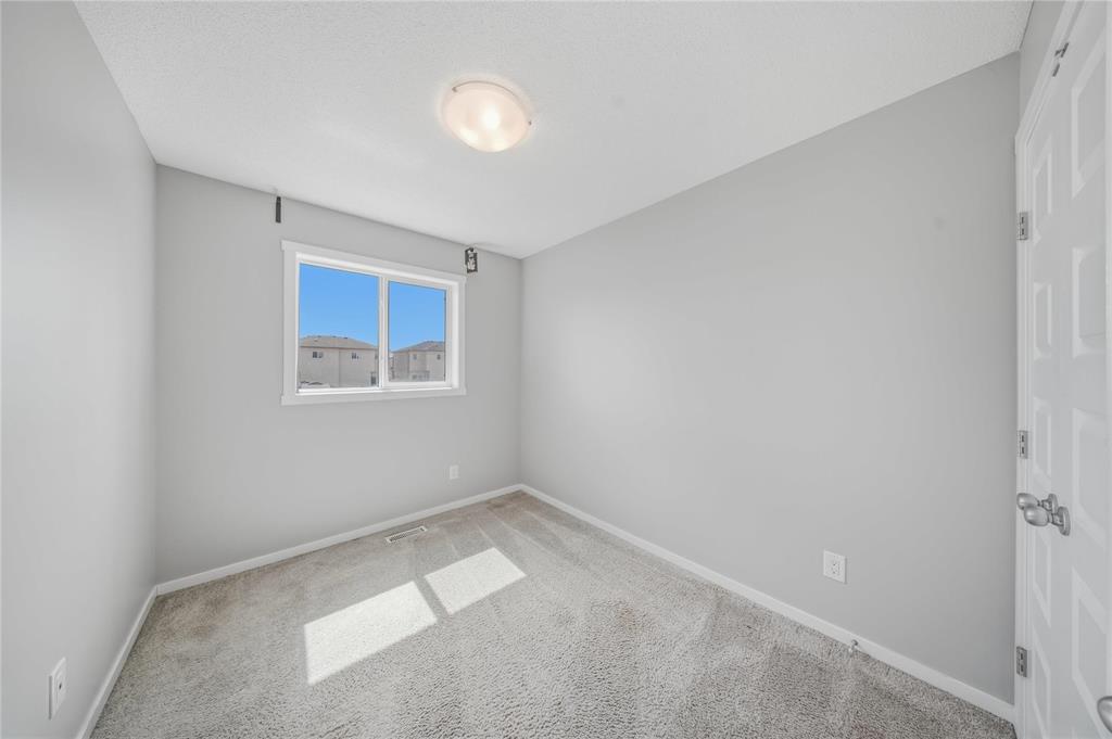 584 Transcona Boulevard, Winnipeg, Manitoba  R3W 0L6 - Photo 12 - 202609921