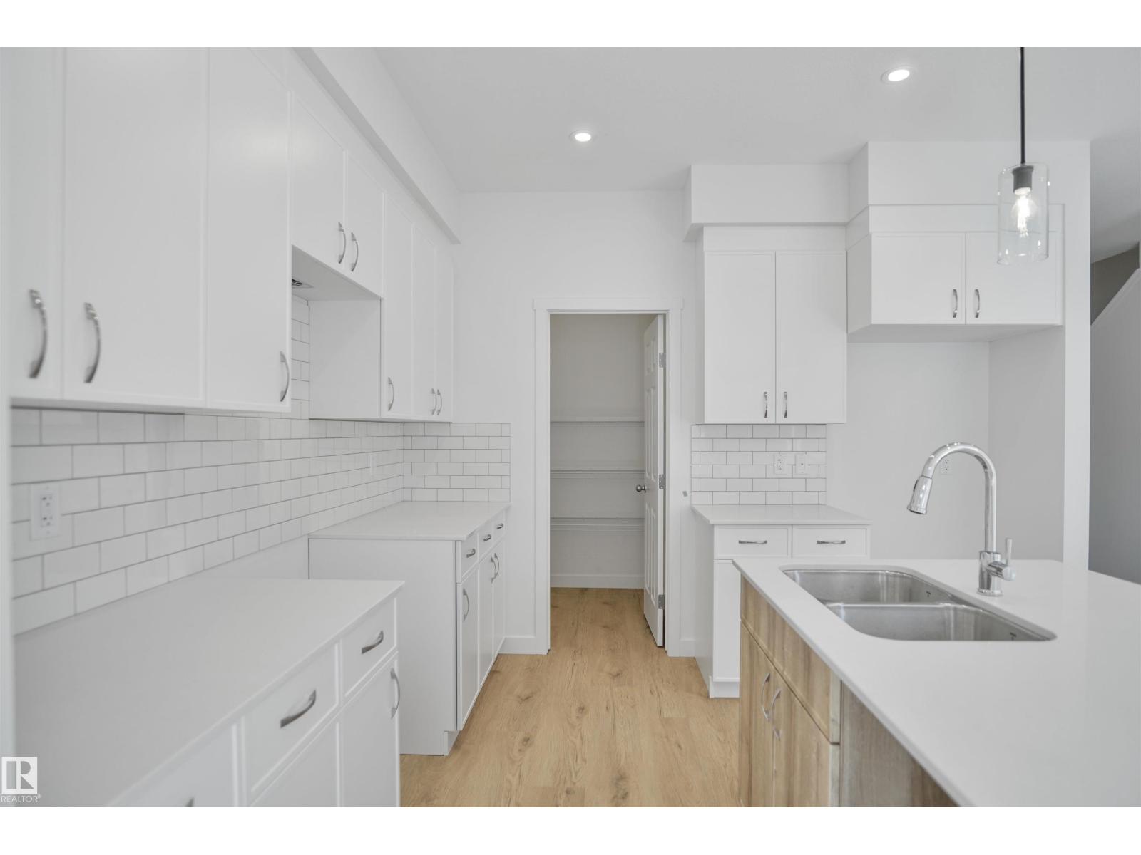 8464 183 Av NW, Edmonton, Alberta  T5Z 0L5 - Photo 9 - E4473903