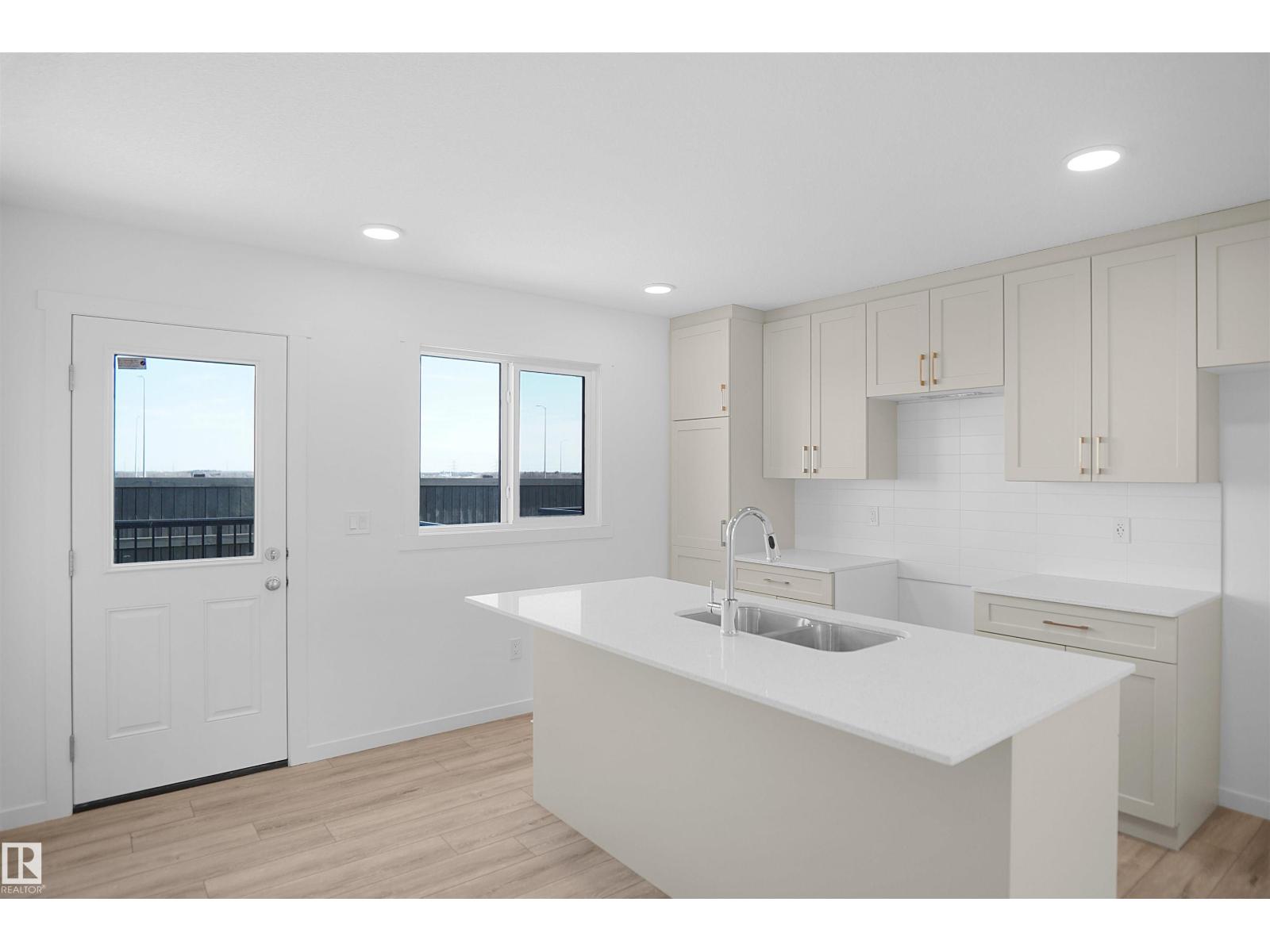 #111 1009 Cy Becker Rd NW, Edmonton, Alberta  T5Y 4B7 - Photo 11 - E4485878