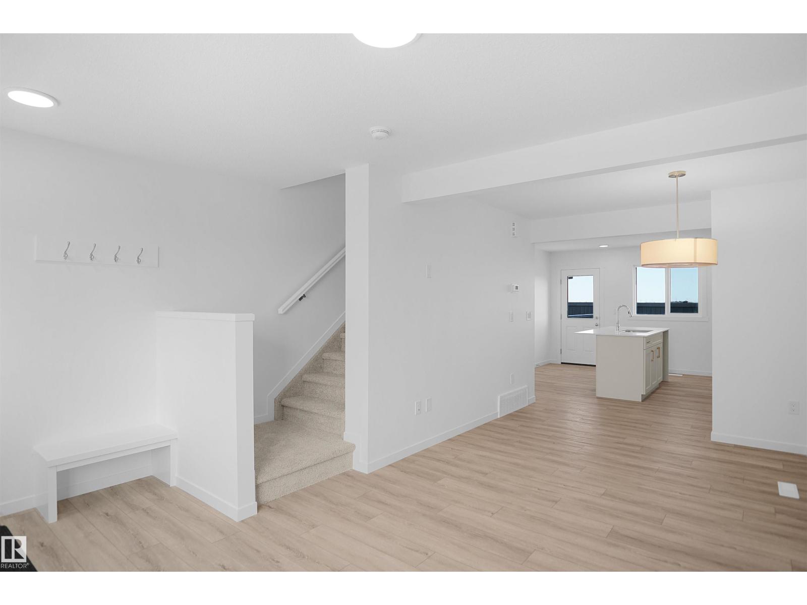 #111 1009 Cy Becker Rd NW, Edmonton, Alberta  T5Y 4B7 - Photo 5 - E4485878