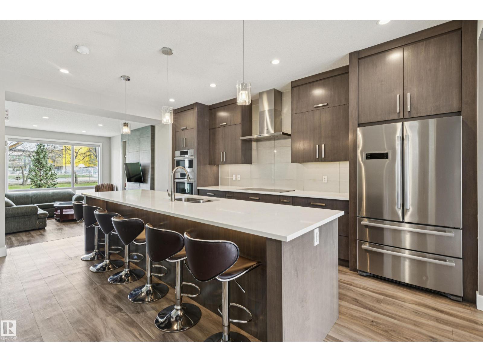 8724 116 ST NW, edmonton, Alberta