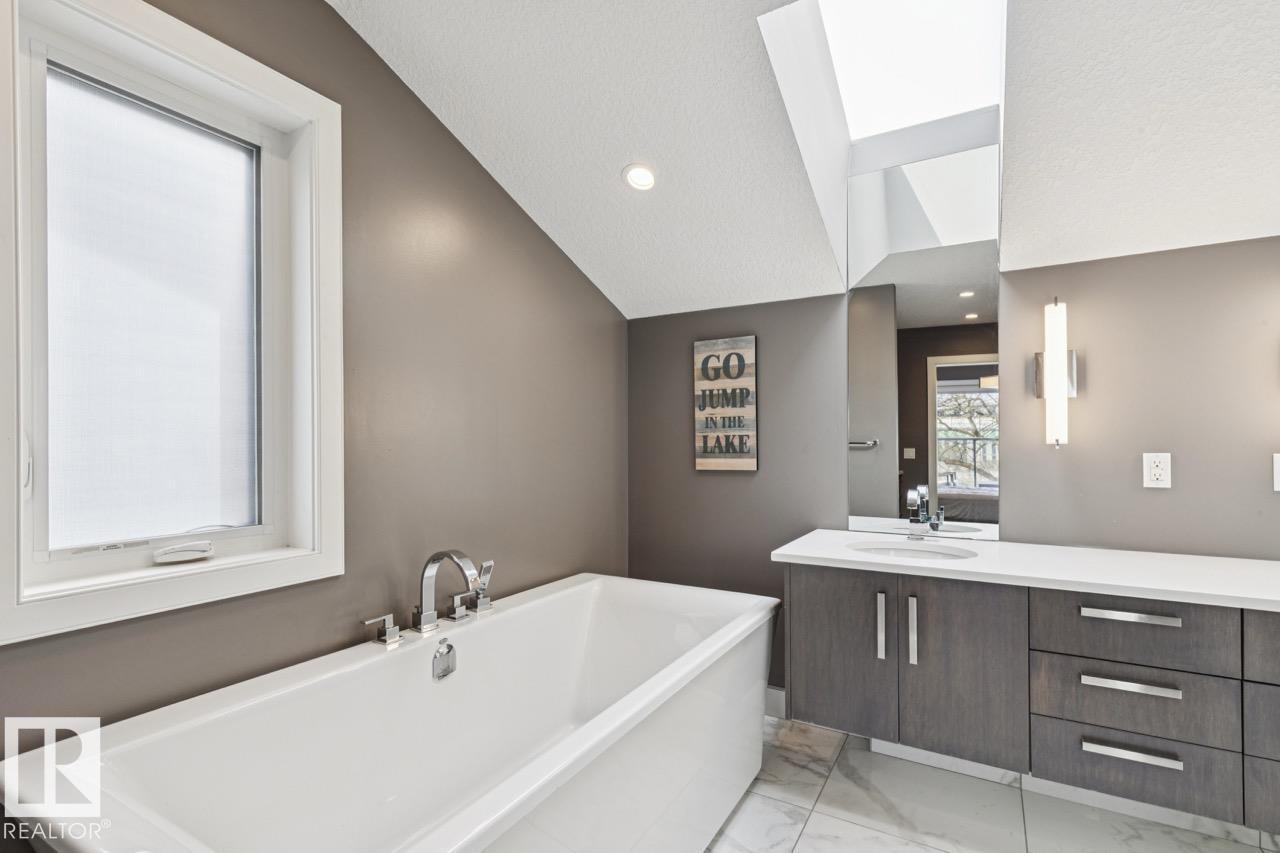 8724 116 St Nw, Edmonton, Alberta  T6G 1P7 - Photo 27 - E4486775