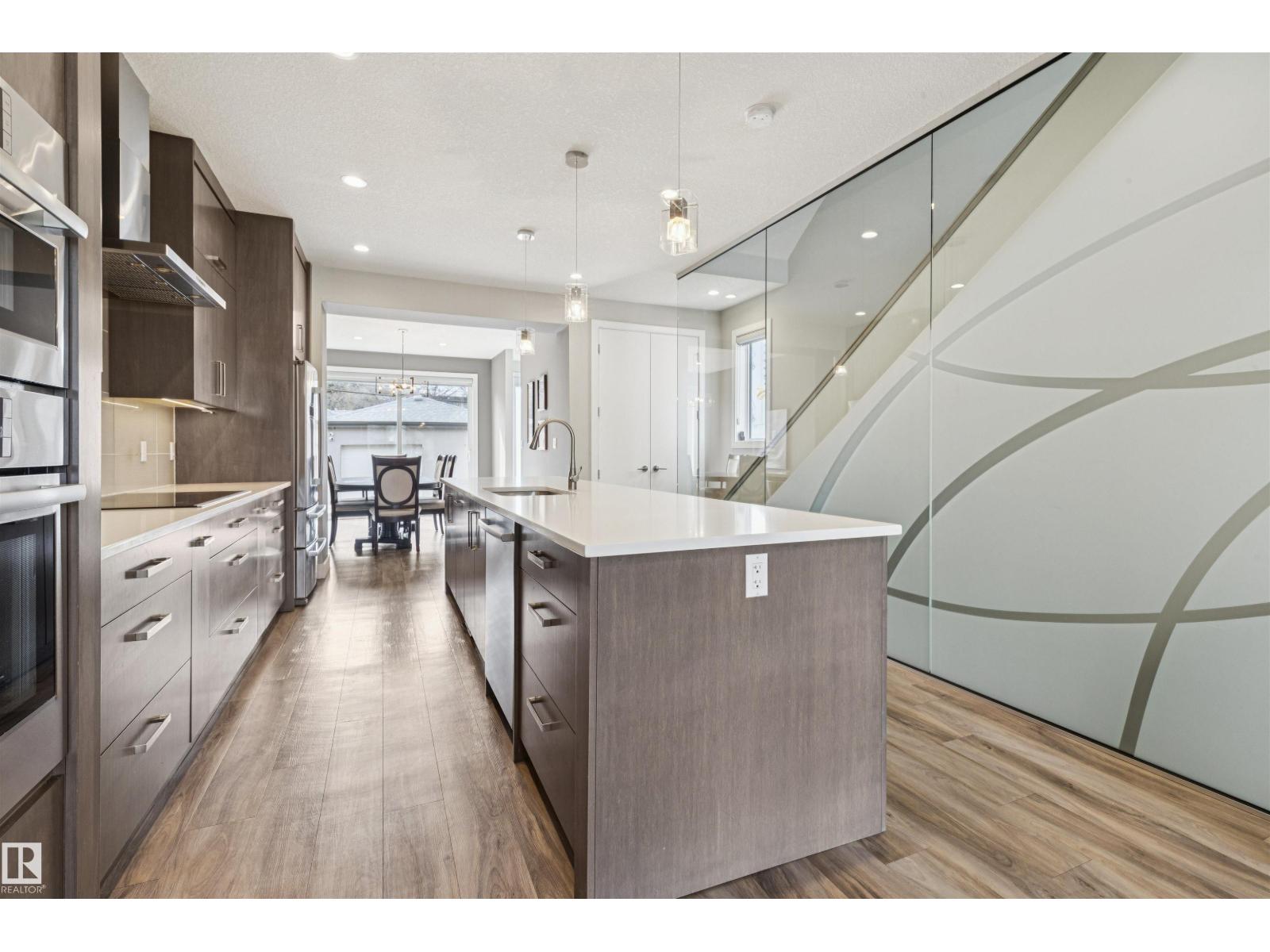 8724 116 St Nw, Edmonton, Alberta  T6G 1P7 - Photo 6 - E4486775