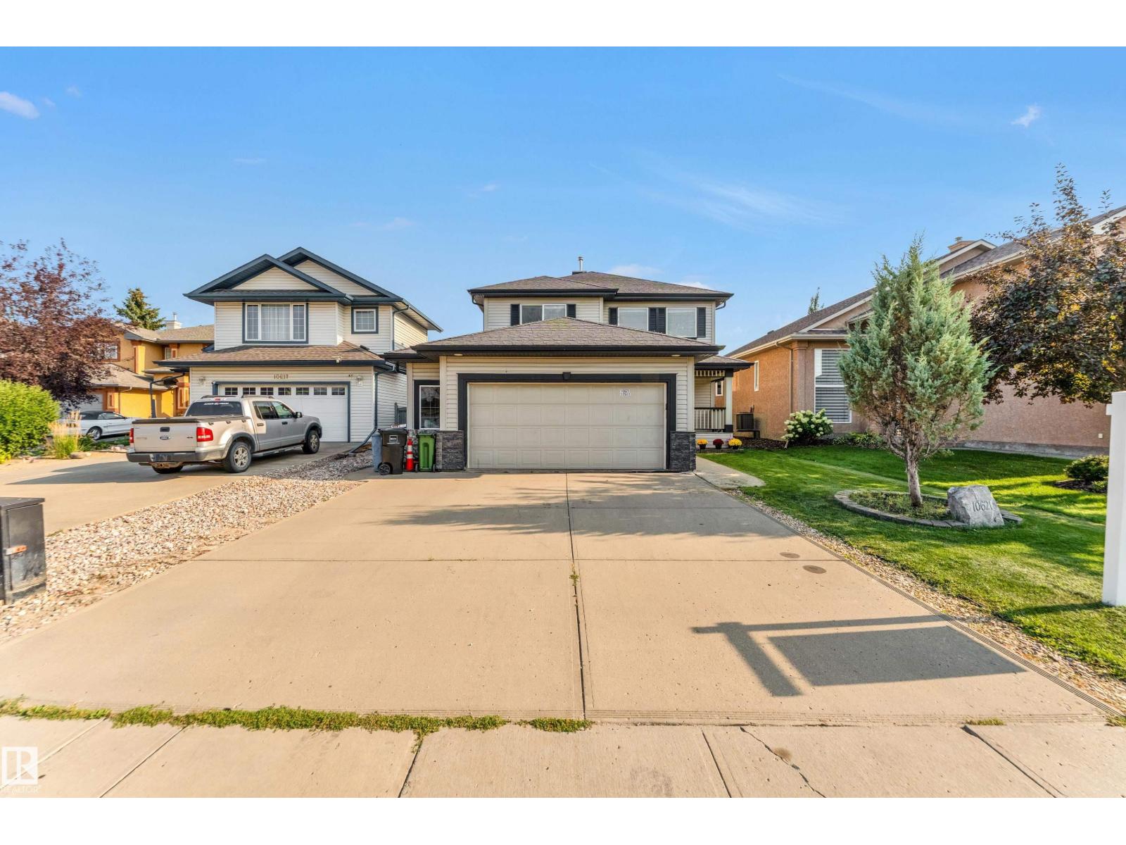 10621 175A AV NW, edmonton, Alberta
