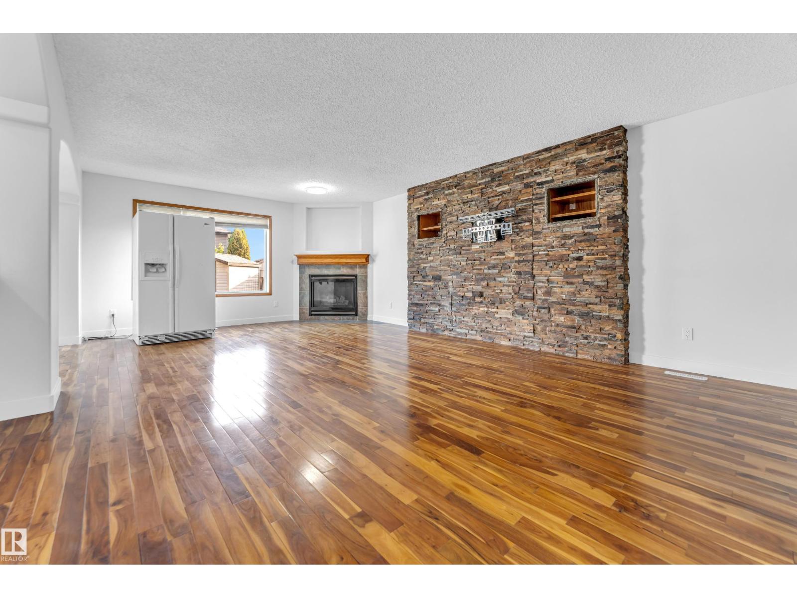 10621 175a Av Nw, Edmonton, Alberta  T5X 6C1 - Photo 23 - E4486776