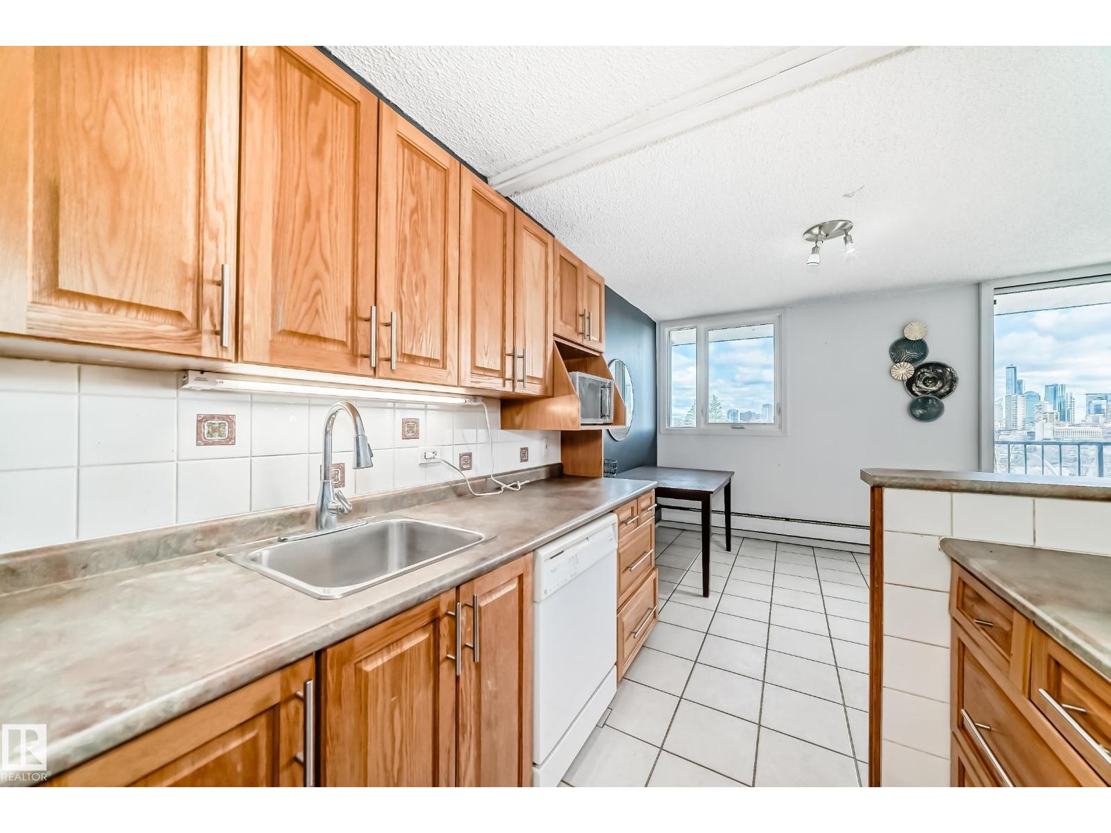#405 10135 Saskatchewan Dr Nw Nw, Edmonton, Alberta  T6E 4Y9 - Photo 15 - E4486777