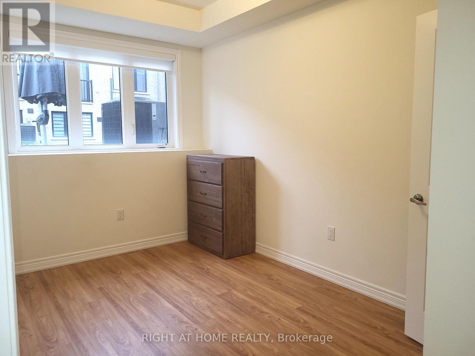 56 Singhampton Road, Vaughan, Ontario  L4H 5J6 - Photo 3 - N13106364