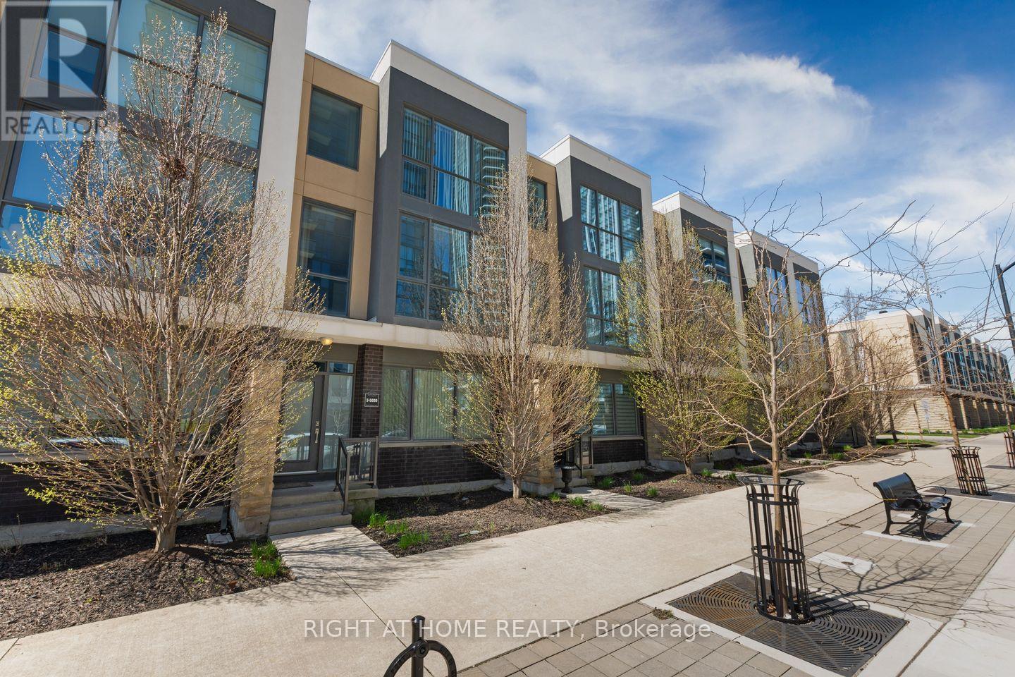 3 - 5030 FOUR SPRINGS AVENUE, Mississauga, Ontario