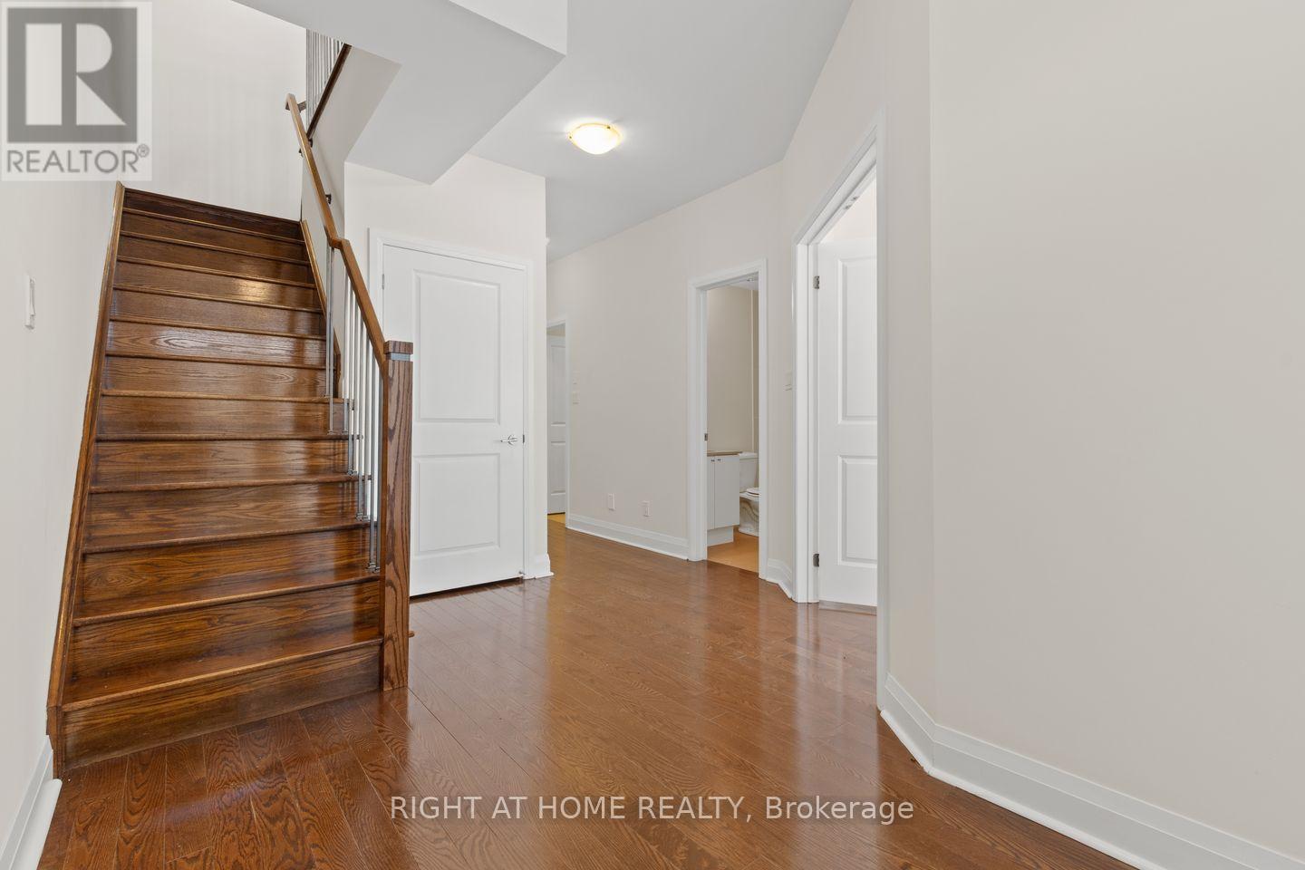 3 - 5030 Four Springs Avenue, Mississauga, Ontario  L5R 0E9 - Photo 5 - W13106374