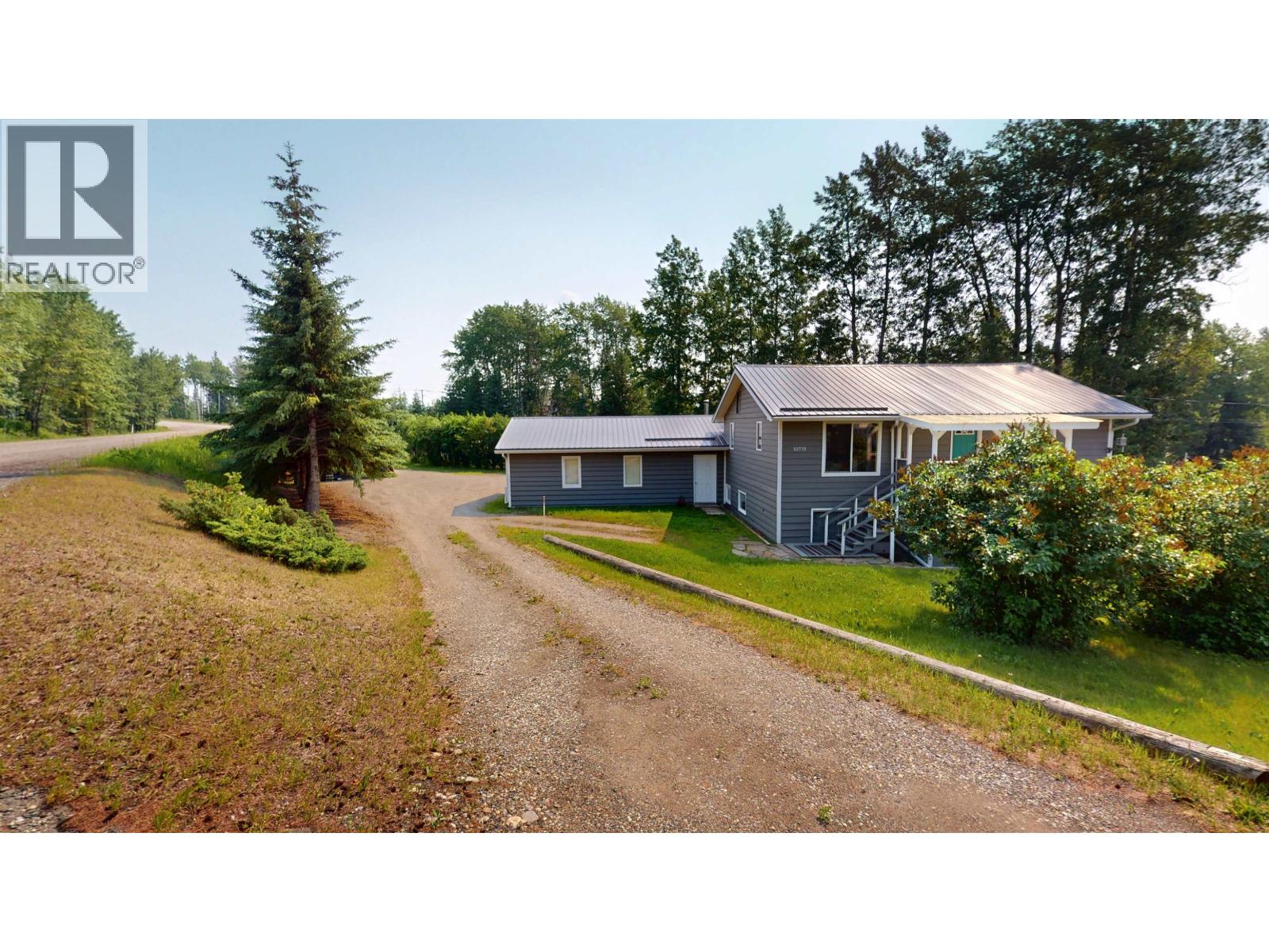 10719 Dr Greene Street, Hudsons Hope, British Columbia  V0C 1V0 - Photo 2 - R3016245