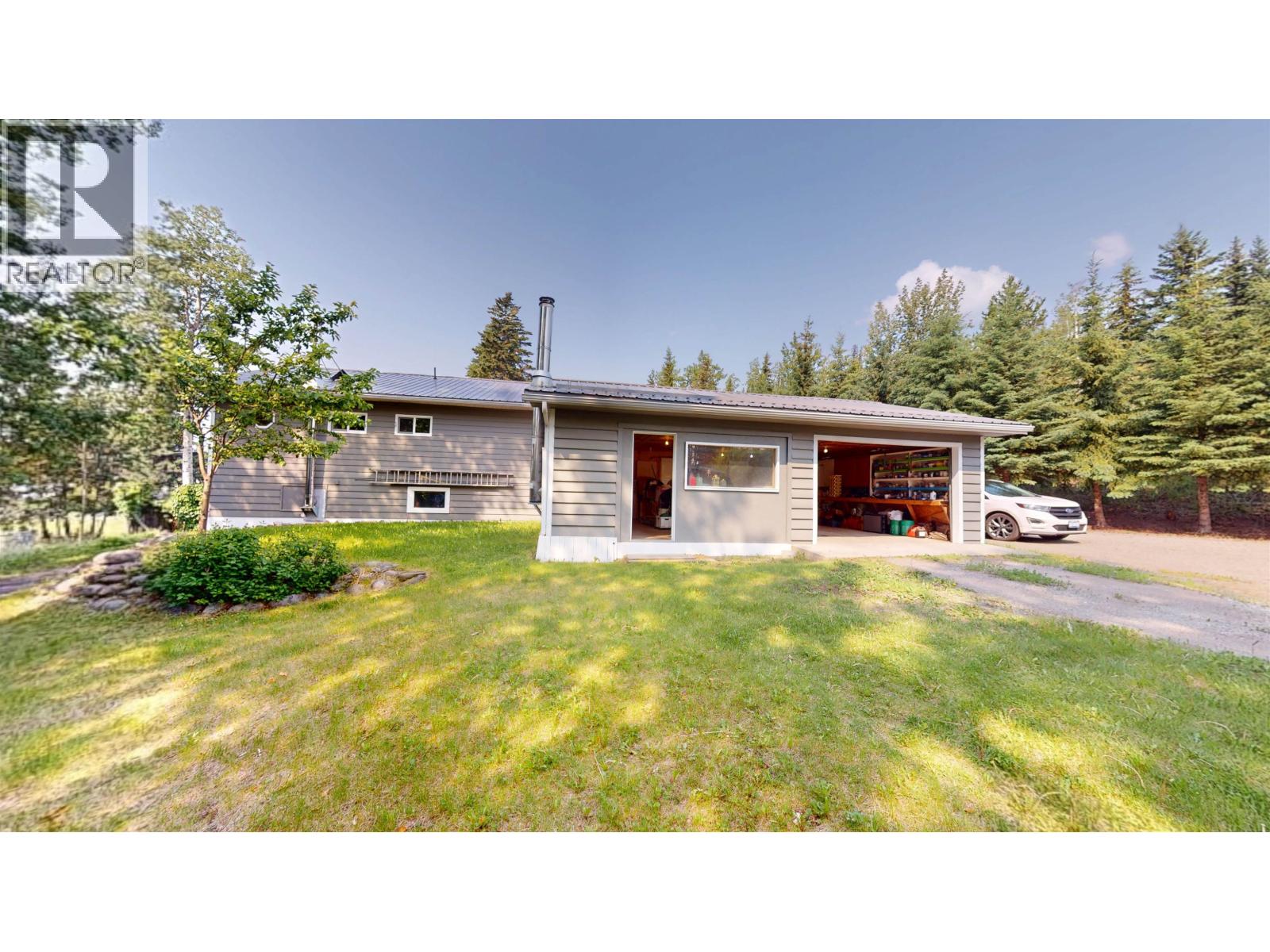 10719 Dr Greene Street, Hudsons Hope, British Columbia  V0C 1V0 - Photo 33 - R3016245