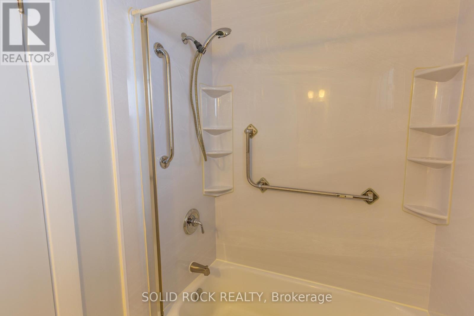 Unit 1 - 2763 Kelly Avenue, Ottawa, Ontario  K2B 7V2 - Photo 15 - X13106384