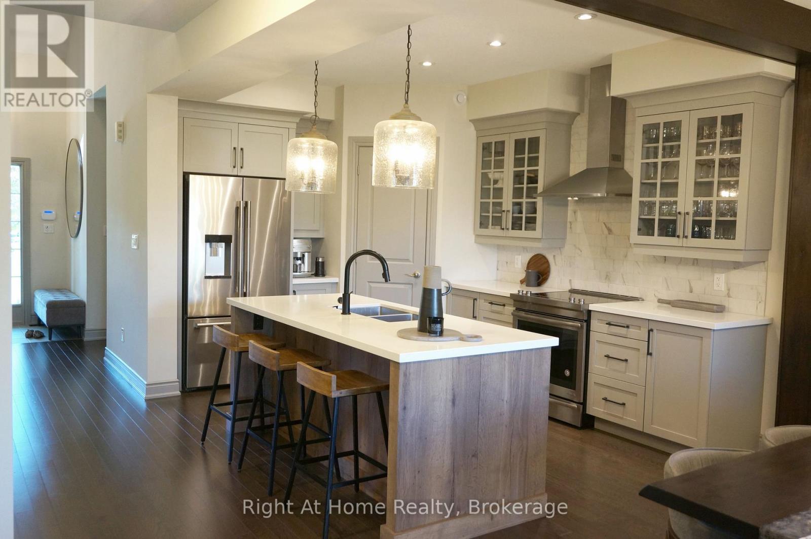 107 Beacon Drive, Blue Mountains, Ontario  N0H 2P0 - Photo 6 - X13106424