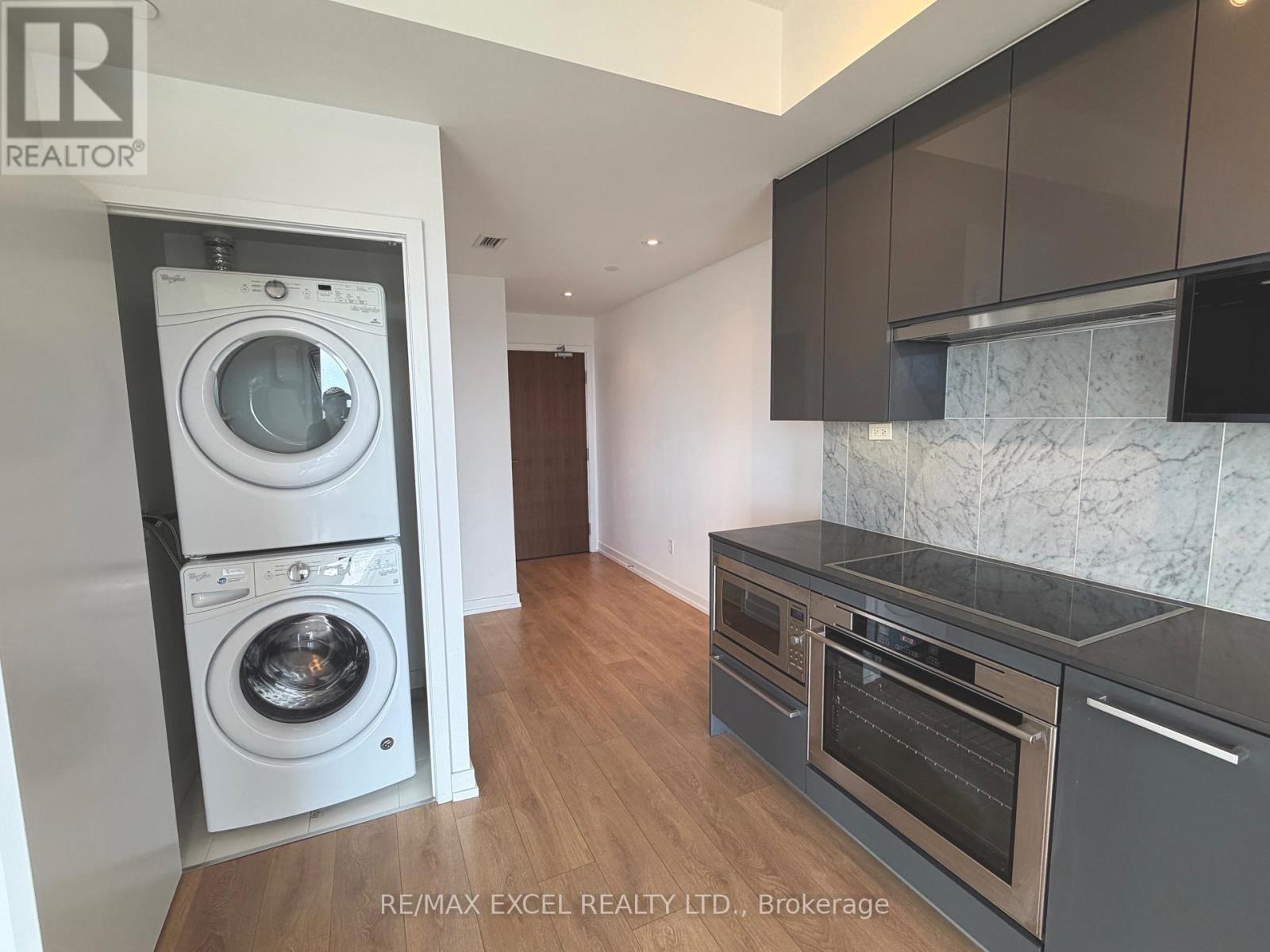 2810 - 115 Mcmahon Drive, Toronto, Ontario  M2K 0E3 - Photo 2 - C13106394