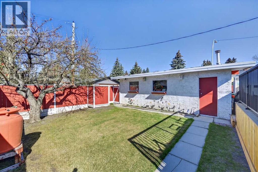 6451 70 Street NW, Calgary, Alberta  T3B 3J5 - Photo 31 - A2309030