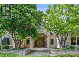 12 ALM COURT, Aurora, Ontario