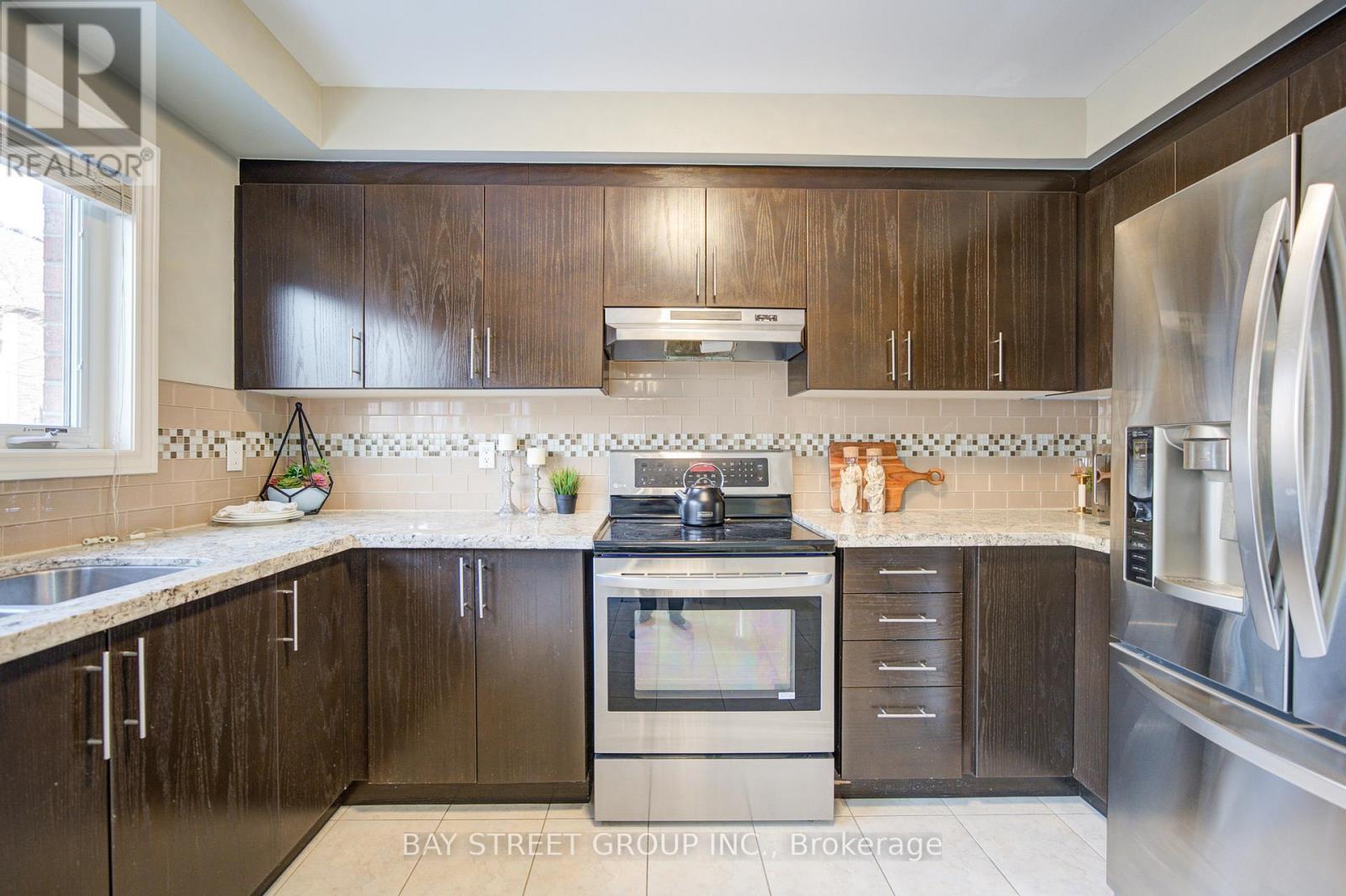 22 Latitude Lane, Whitchurch-Stouffville, Ontario  L4A 0T1 - Photo 13 - N13106434