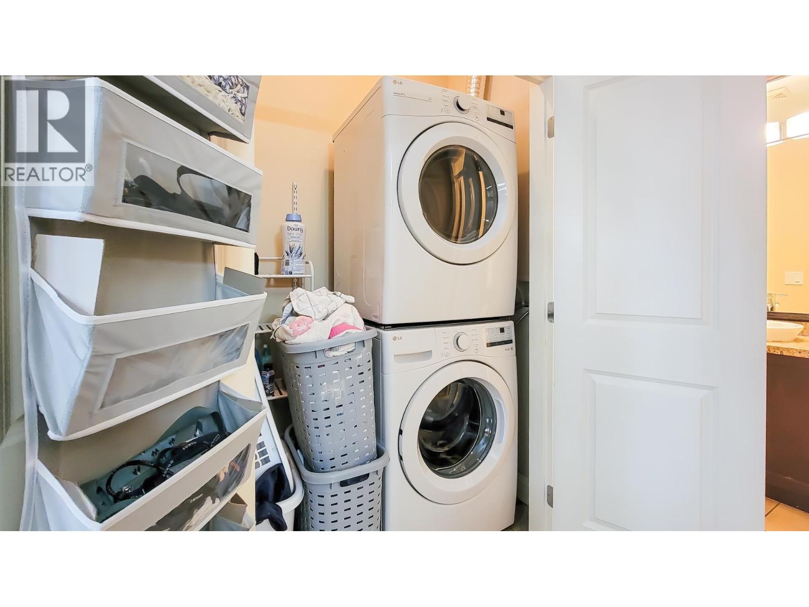 203 E 18th Street, North Vancouver, British Columbia  V7L 2X7 - Photo 15 - R3112646