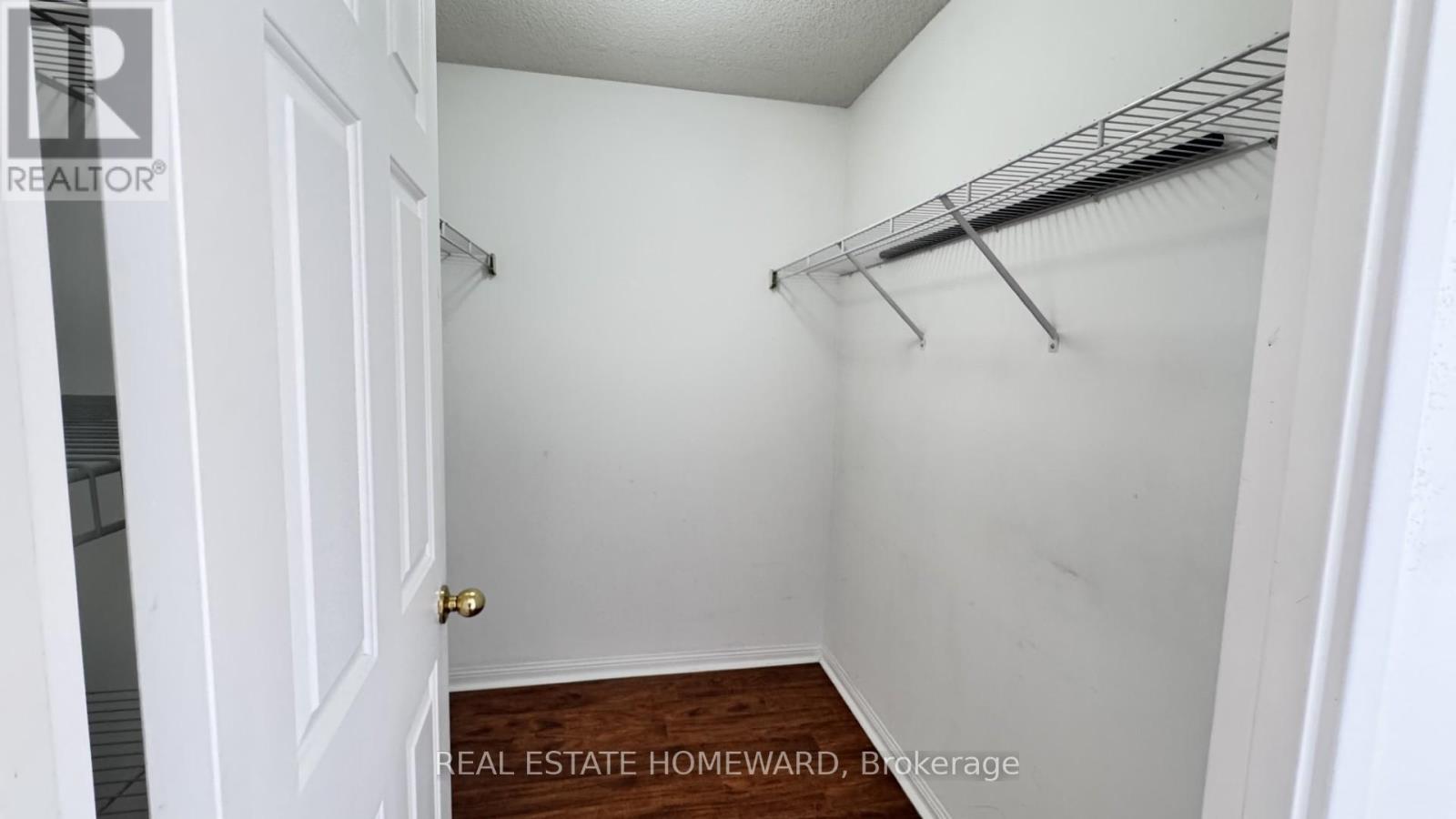 2012 - 101 Subway Crescent, Toronto, Ontario  M9B 6K4 - Photo 16 - W13106444