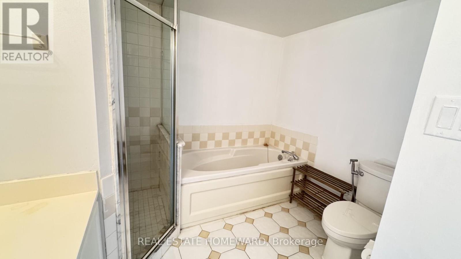 2012 - 101 Subway Crescent, Toronto, Ontario  M9B 6K4 - Photo 19 - W13106444