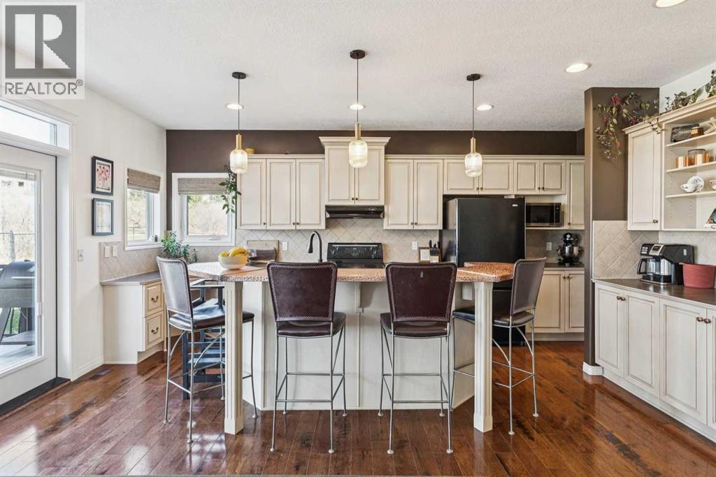 444 Royal Oak Circle Nw, Calgary, Alberta  T3G 4X8 - Photo 2 - A2309423