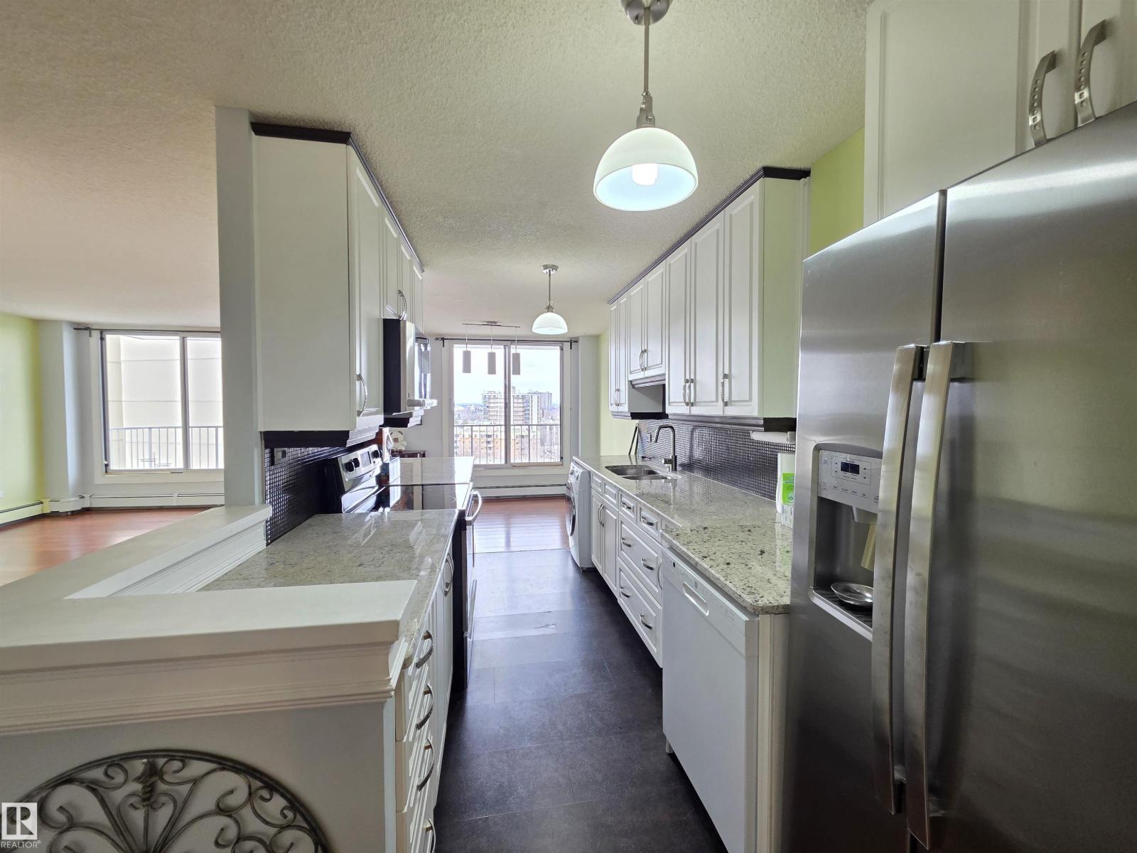 #1201 10135 Saskatchewan Dr Nw, Edmonton, Alberta  T6E 4Y9 - Photo 22 - E4486783