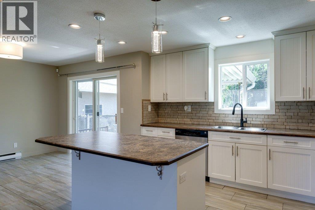 2559 Benvoulin Road, Kelowna, British Columbia  V1W 2C9 - Photo 9 - 10386475