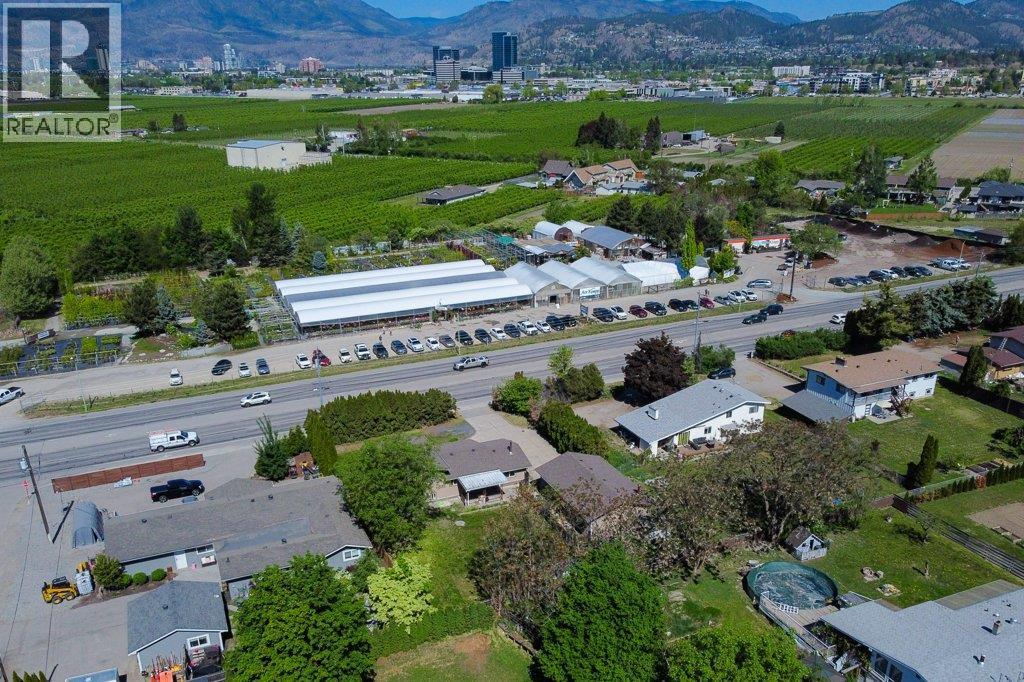 2559 Benvoulin Road, Kelowna, British Columbia  V1W 2C9 - Photo 37 - 10386475