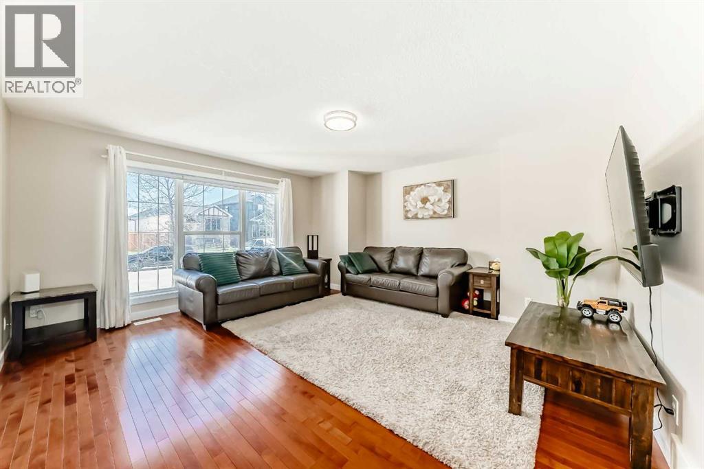 299 Saddlebrook Circle NE, Calgary, Alberta  T3J 0K2 - Photo 8 - A2308566