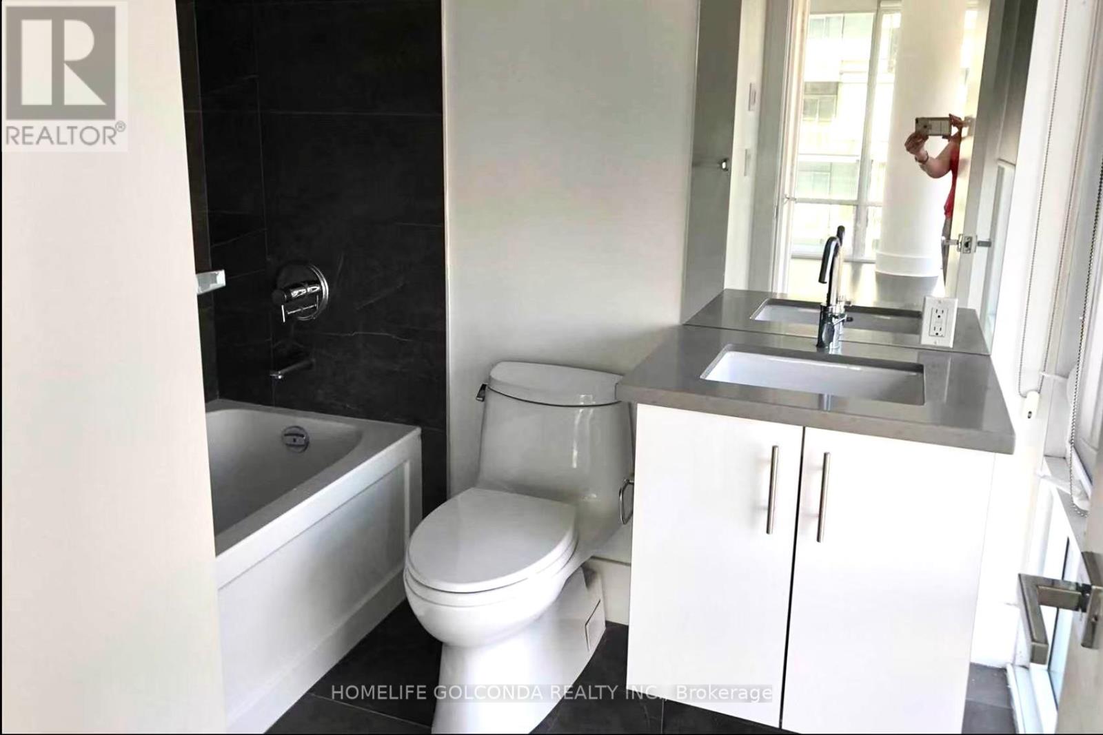 624 - 29 Queens Quay E, Toronto, Ontario  M5E 0A4 - Photo 14 - C13106488