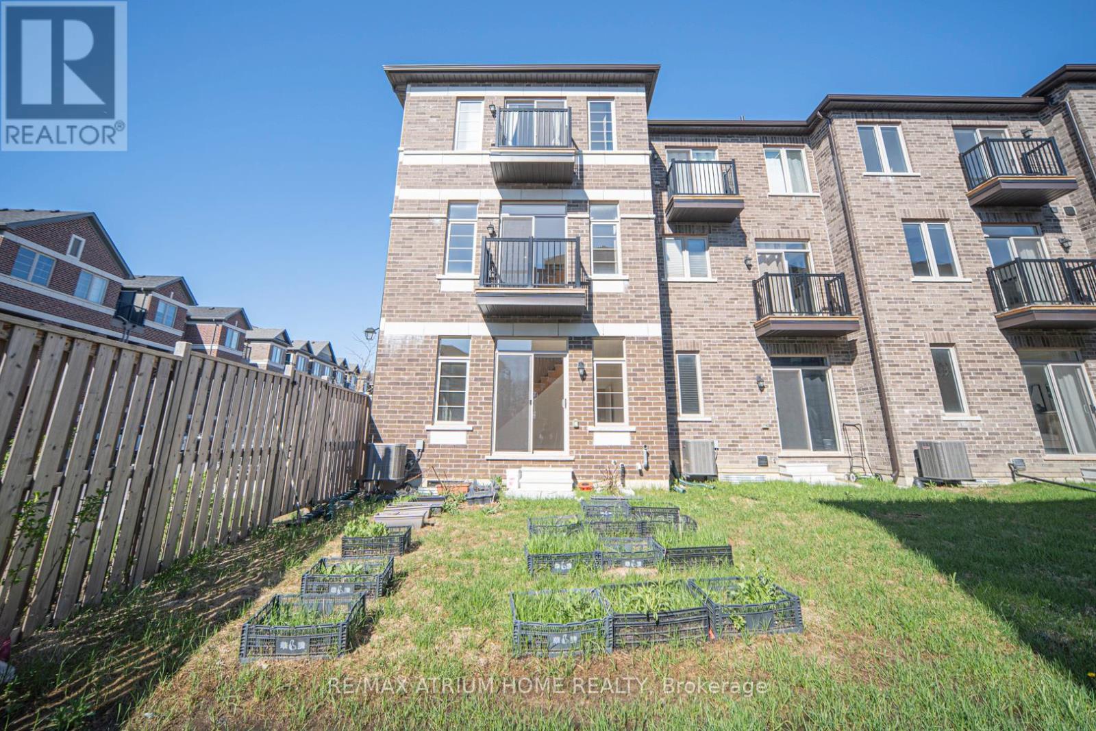 1 Sissons Way, Markham, Ontario  L6B 1R2 - Photo 3 - N13106466