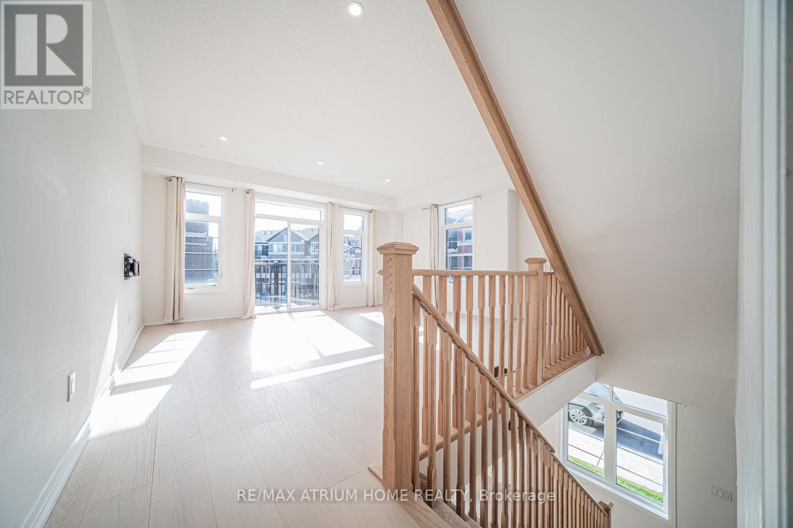 1 Sissons Way, Markham, Ontario  L6B 1R2 - Photo 5 - N13106466