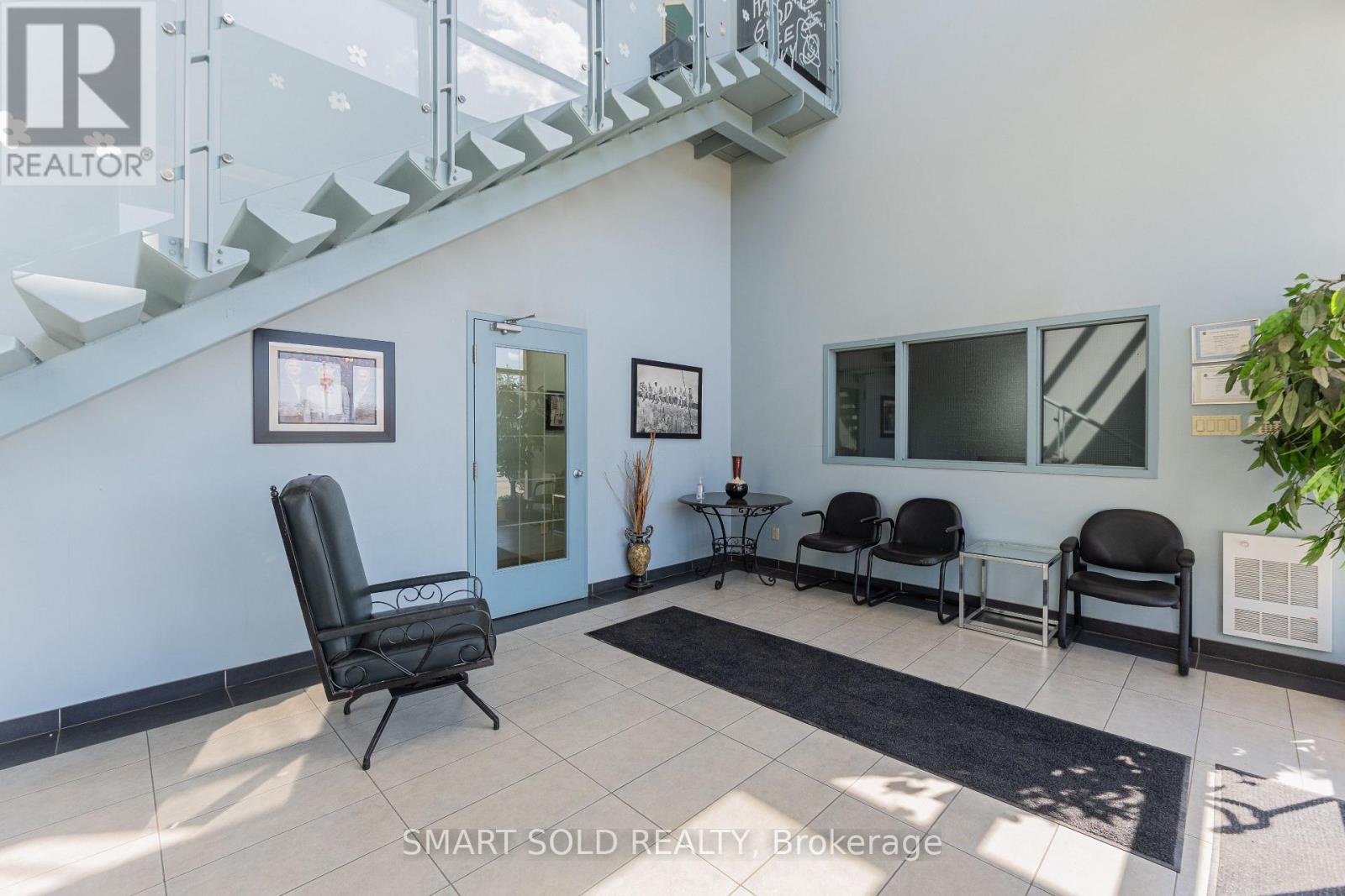 Ground - 39 Cardico Drive, Whitchurch-Stouffville, Ontario  L4A 2G5 - Photo 4 - N13106474