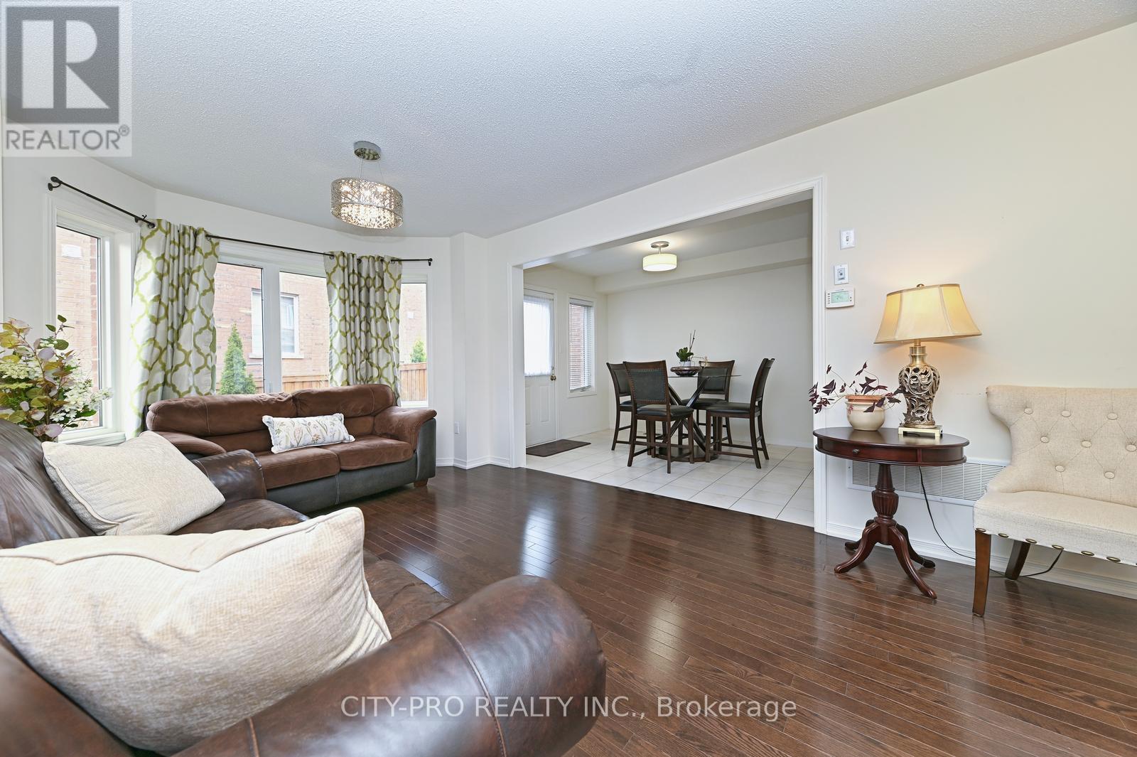 230 Duncan Lane, Milton, Ontario  L9T 8B6 - Photo 11 - W13106452