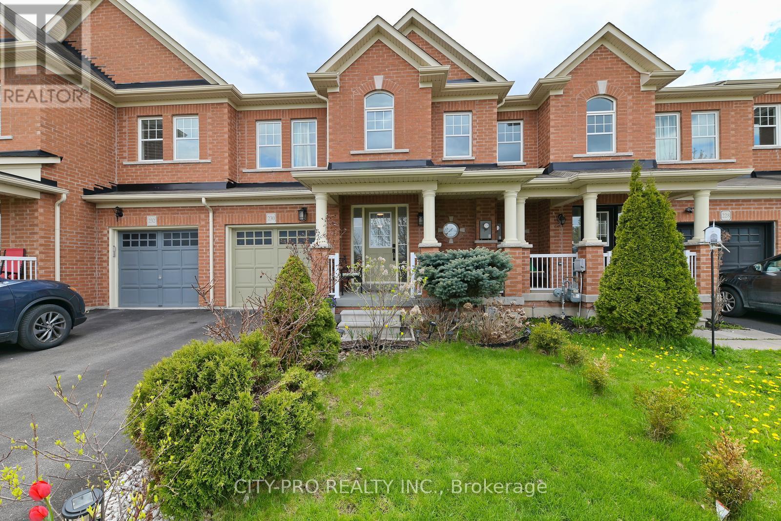 230 Duncan Lane, Milton, Ontario  L9T 8B6 - Photo 2 - W13106452