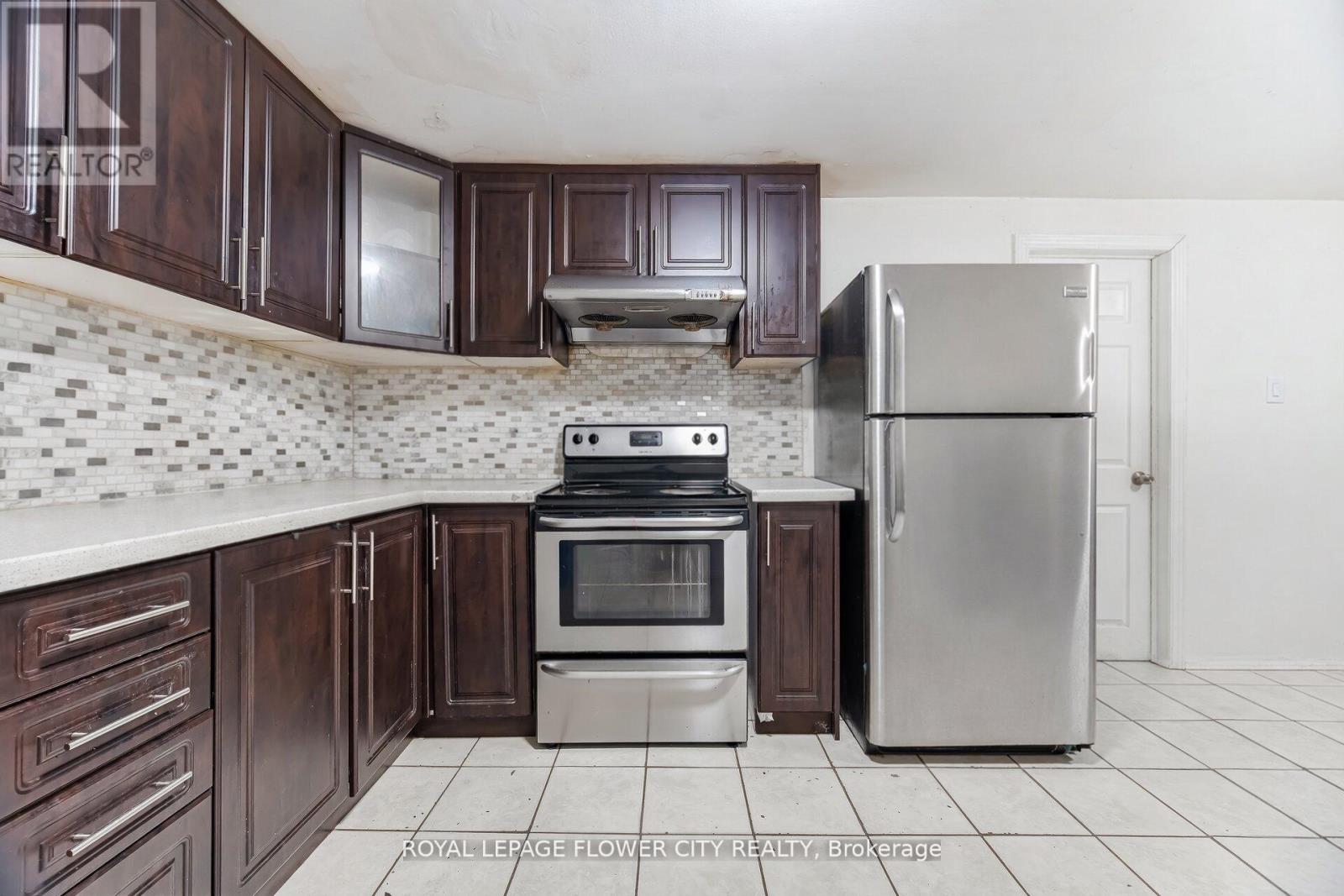 3027 Coral Drive, Mississauga, Ontario  L4T 1Z2 - Photo 27 - W13106456