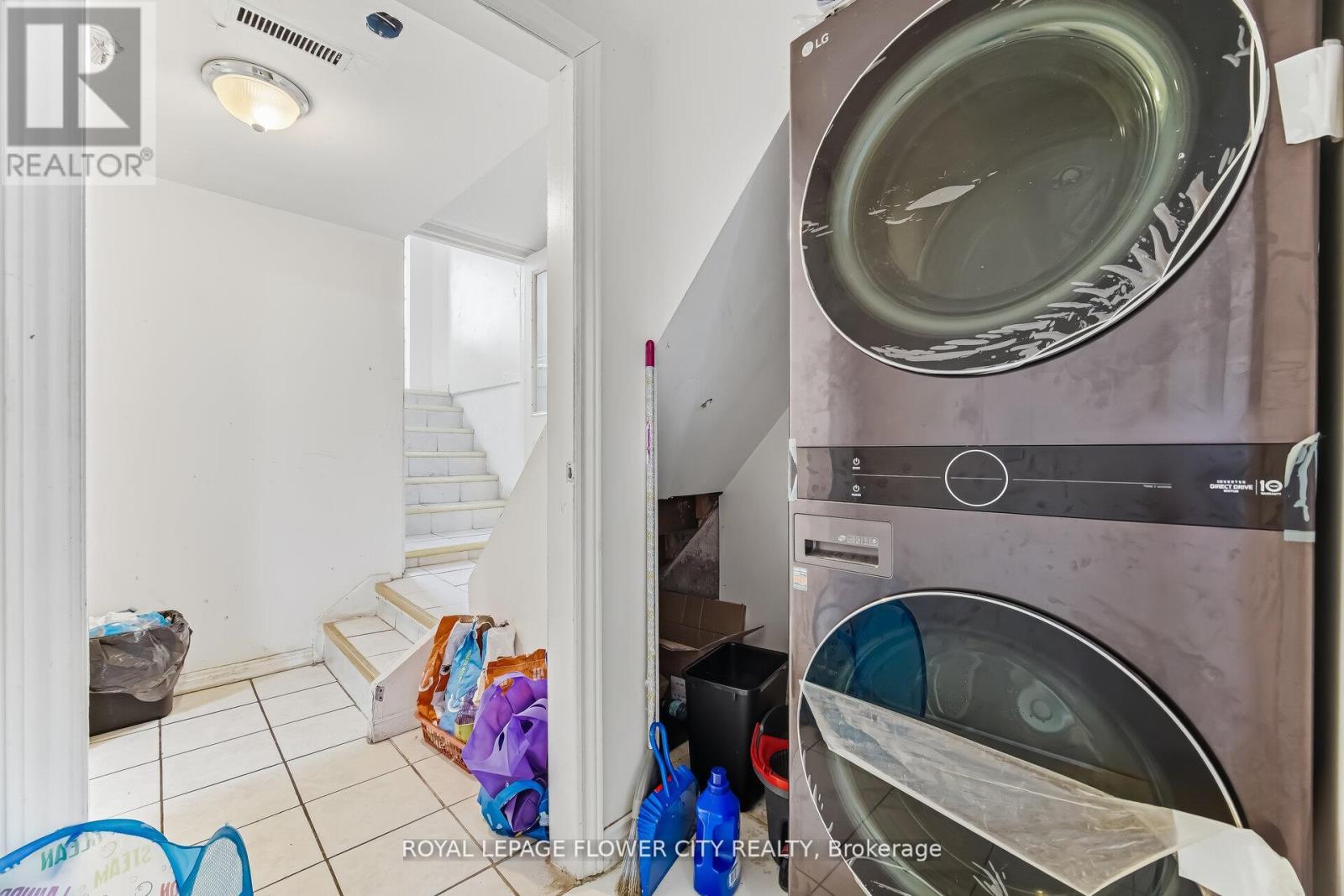 3027 Coral Drive, Mississauga, Ontario  L4T 1Z2 - Photo 32 - W13106456