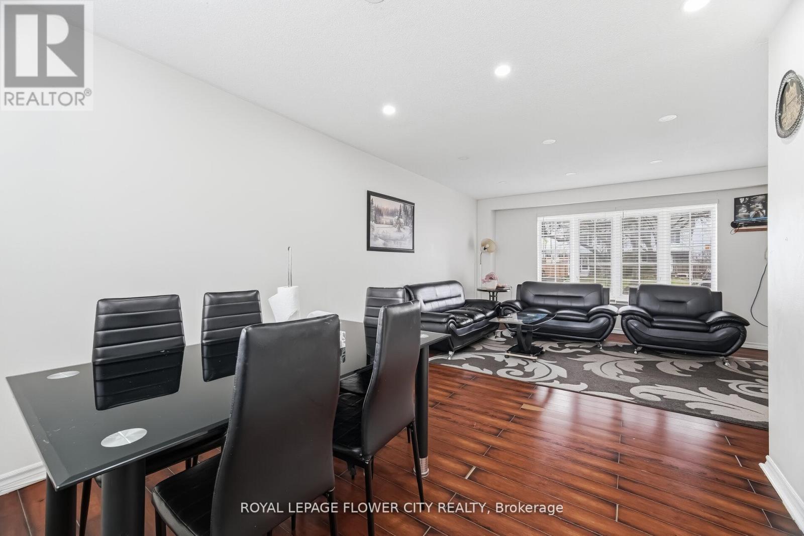 3027 Coral Drive, Mississauga, Ontario  L4T 1Z2 - Photo 7 - W13106456