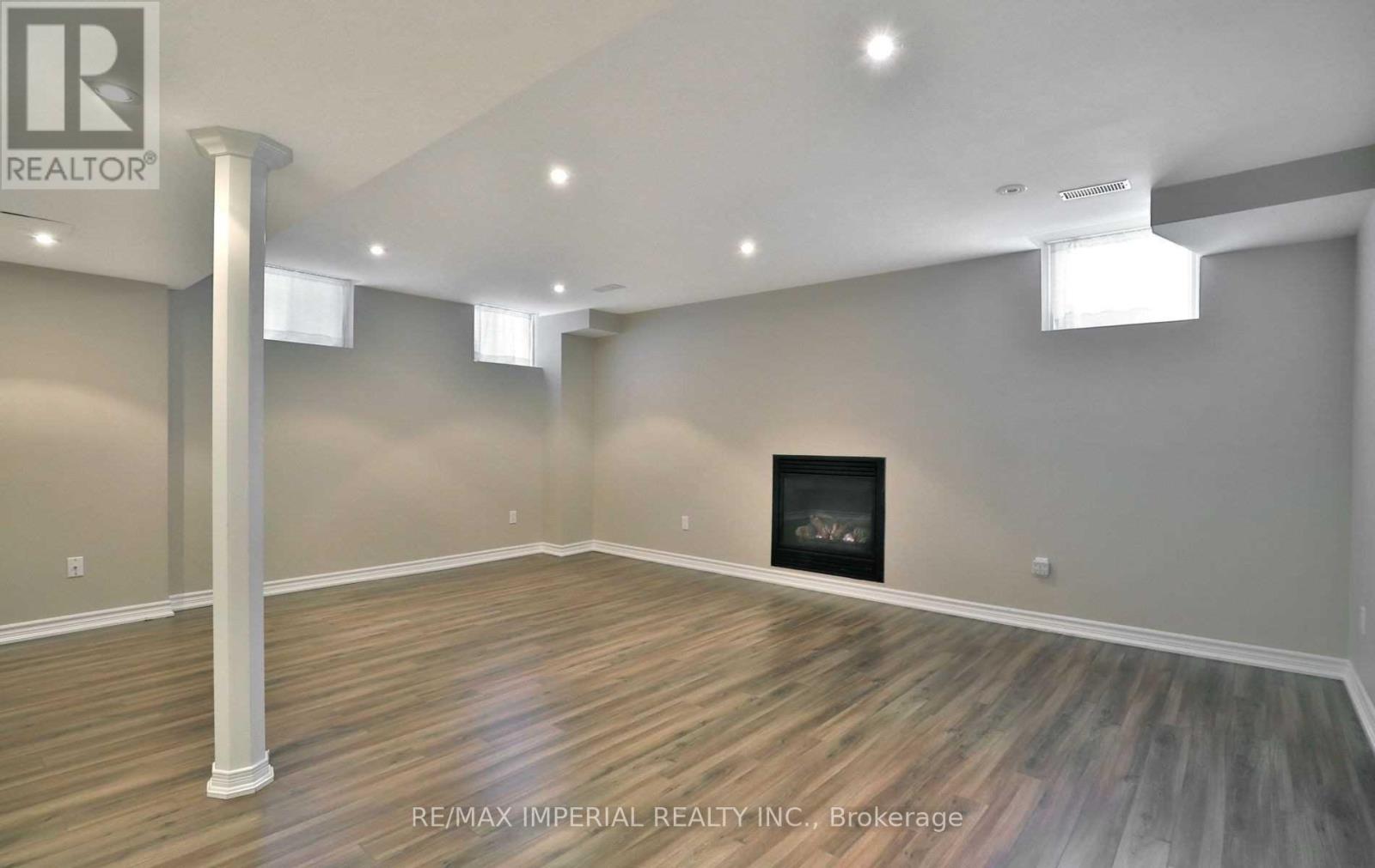 1233 Agram Drive, Oakville, Ontario  L6H 7P1 - Photo 10 - W13106470