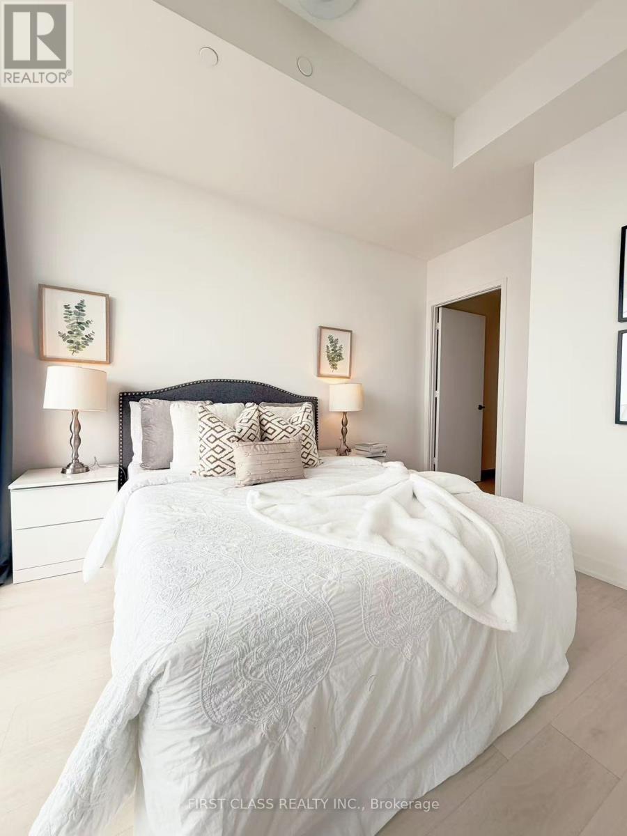 3900 Confederation Parkway, Mississauga, Ontario  L5B 0M3 - Photo 7 - W13106478
