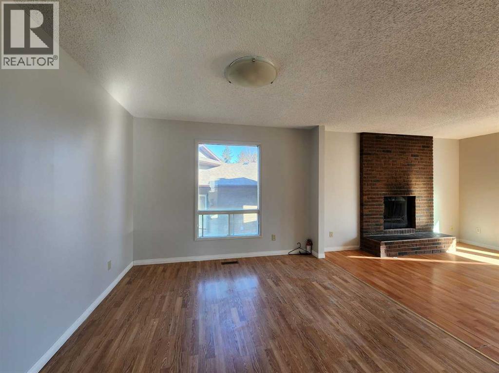 48 Bermondsey Court NW, Calgary, Alberta  T3K 1V7 - Photo 14 - A2287982
