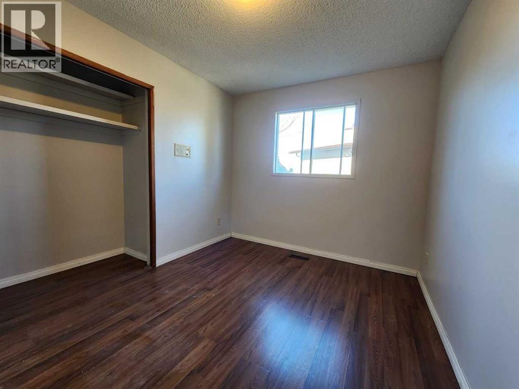 48 Bermondsey Court NW, Calgary, Alberta  T3K 1V7 - Photo 24 - A2287982