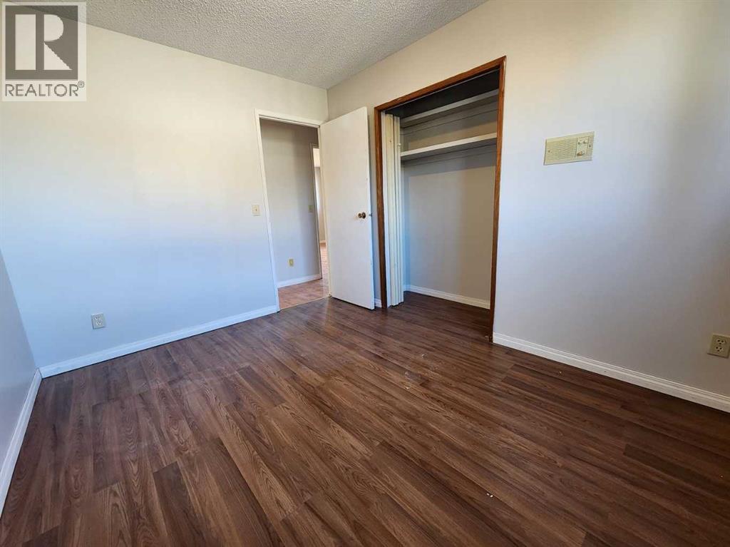 48 Bermondsey Court NW, Calgary, Alberta  T3K 1V7 - Photo 25 - A2287982