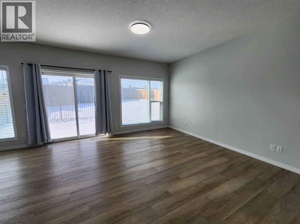 365 Edith Road NW, Calgary, Alberta  T3R 1Y9 - Photo 4 - A2293845