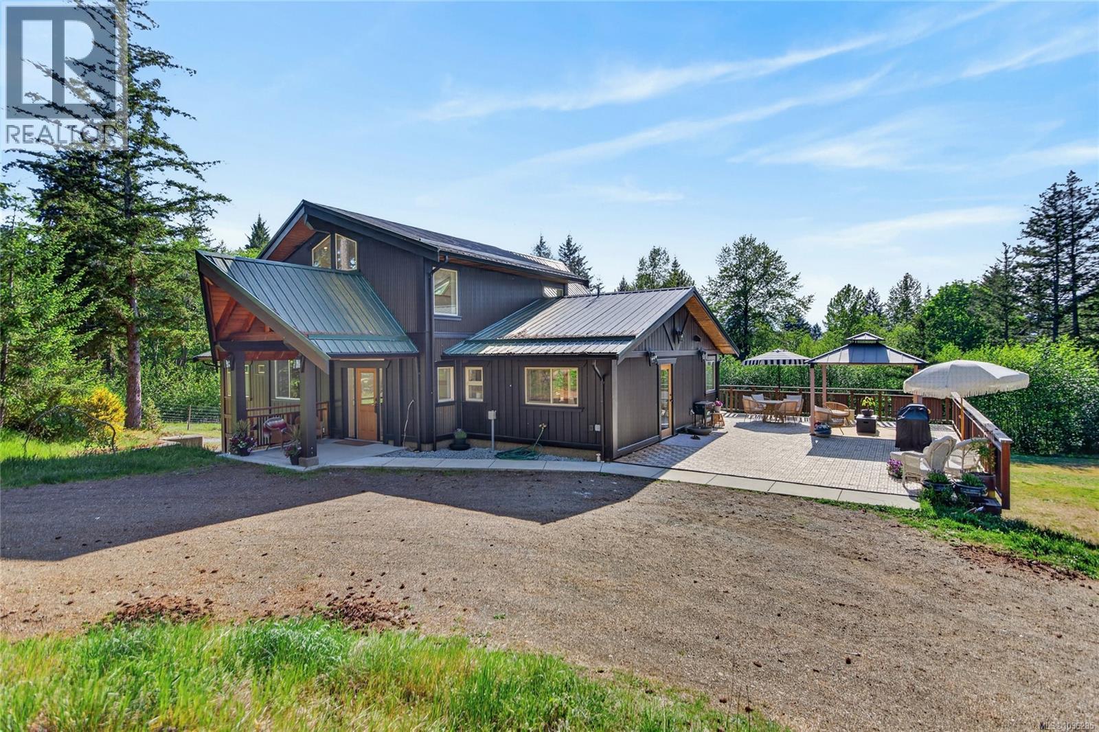 2279/2281 Clark Rd, Courtenay, British Columbia