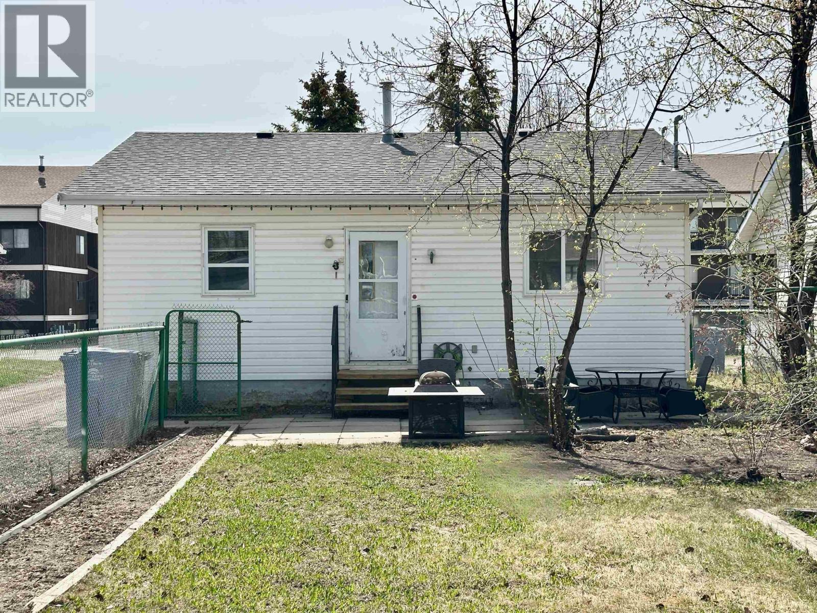 10316 96 Avenue, Fort St. John, British Columbia  V1J 1L4 - Photo 37 - R3100057