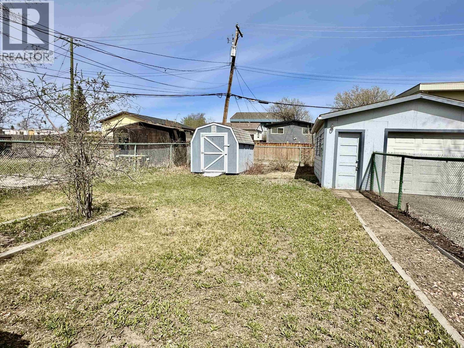 10316 96 Avenue, Fort St. John, British Columbia  V1J 1L4 - Photo 34 - R3100057