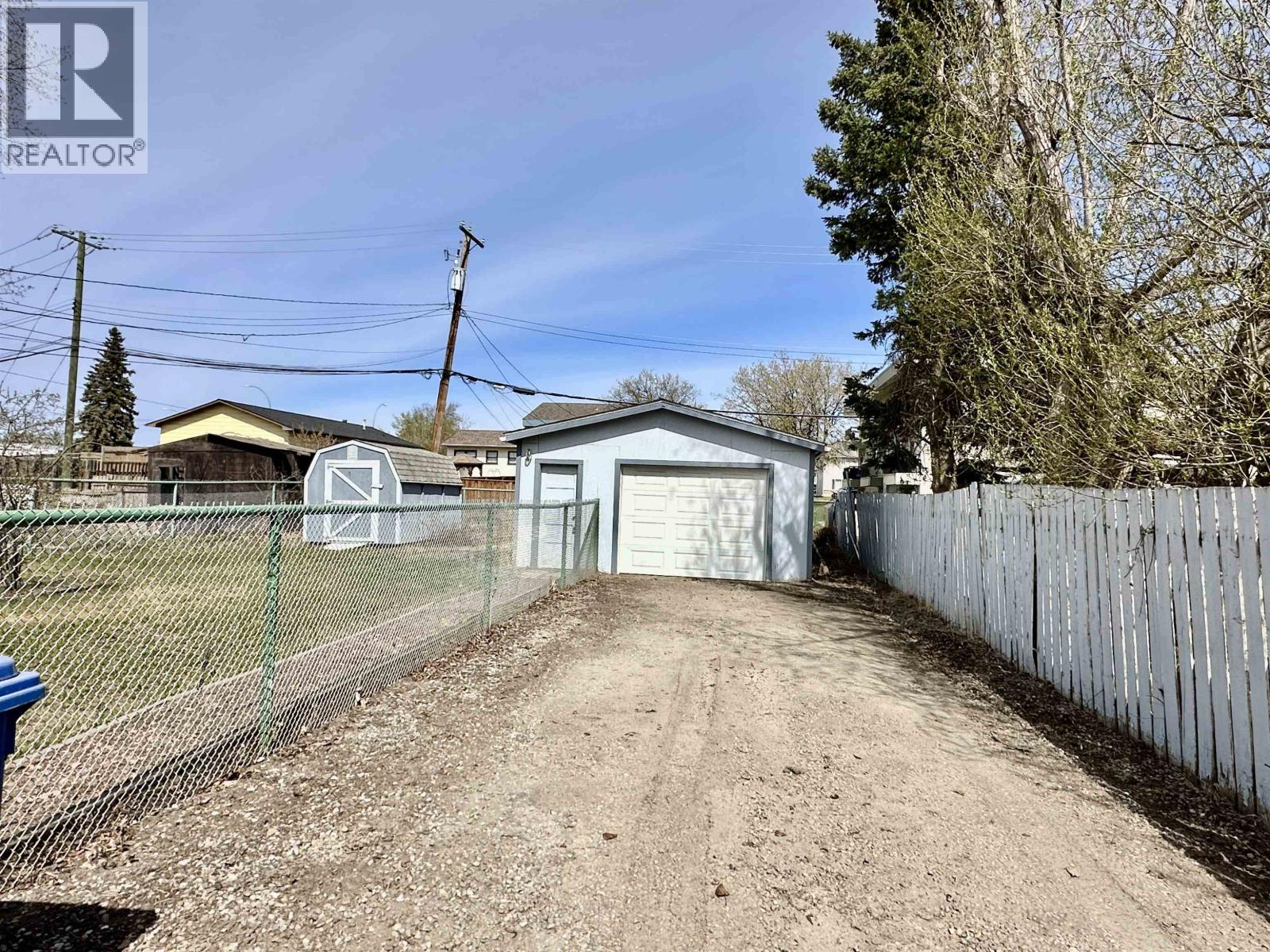10316 96 Avenue, Fort St. John, British Columbia  V1J 1L4 - Photo 31 - R3100057