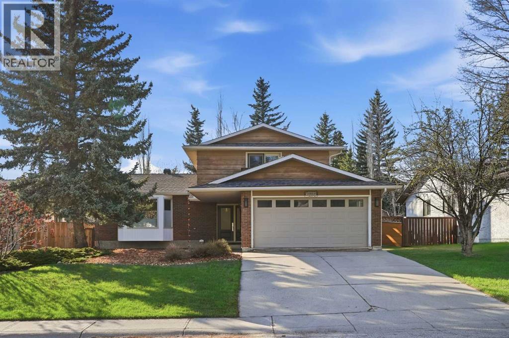 5893 Dalcastle Drive NW, Calgary, Alberta  T3A 2C2 - Photo 7 - A2308737